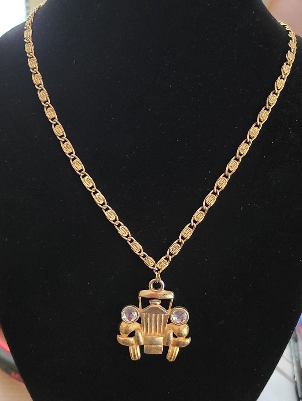 Vintage Gold-Tone Car Pendant Necklace with Rhinestone Headlights